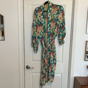 Vintage Dreamsacks silk floral robe